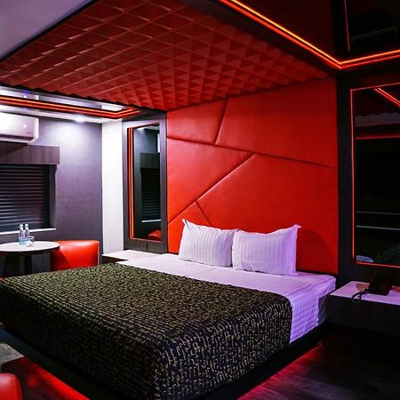 Hotel Passion Secrets Villas And Suites Toluca Extérieur photo